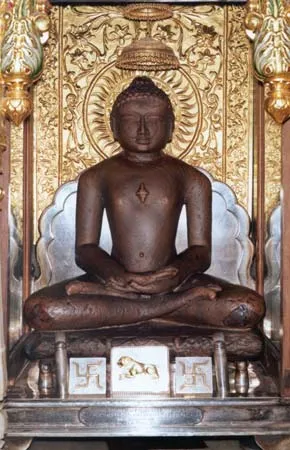 Sculpted Tirthankara form expressing meditative stillness